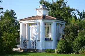 Pavillon im Schaugarten Saubergen